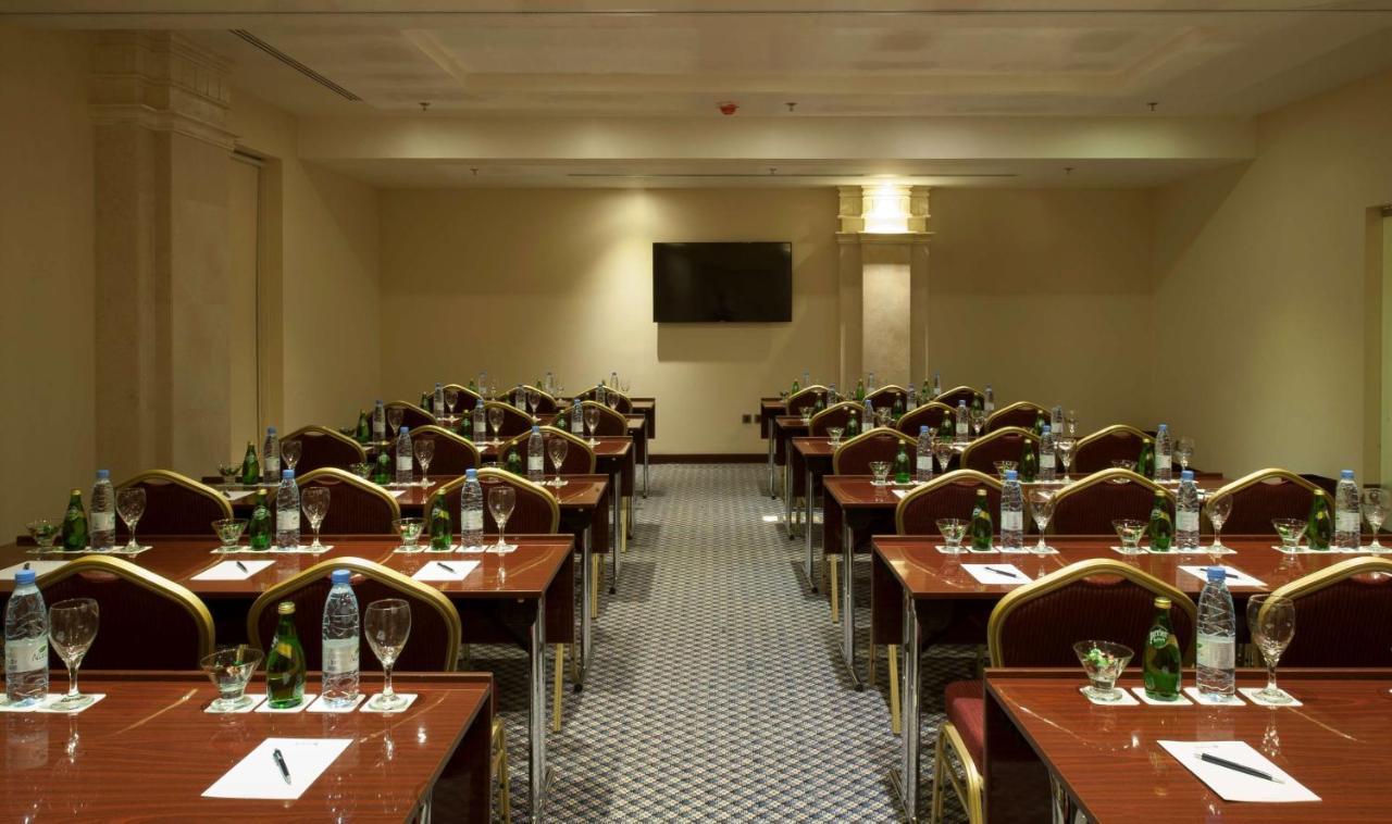 Radisson Blu Hotel, Dhahran Al Khobar Exterior foto