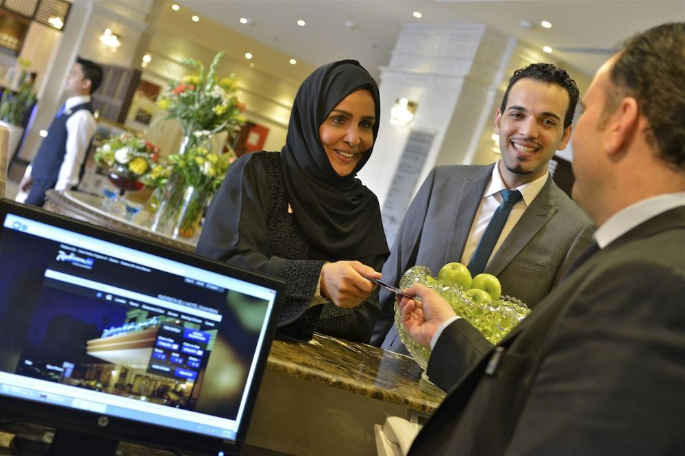 Radisson Blu Hotel, Dhahran Al Khobar Exterior foto